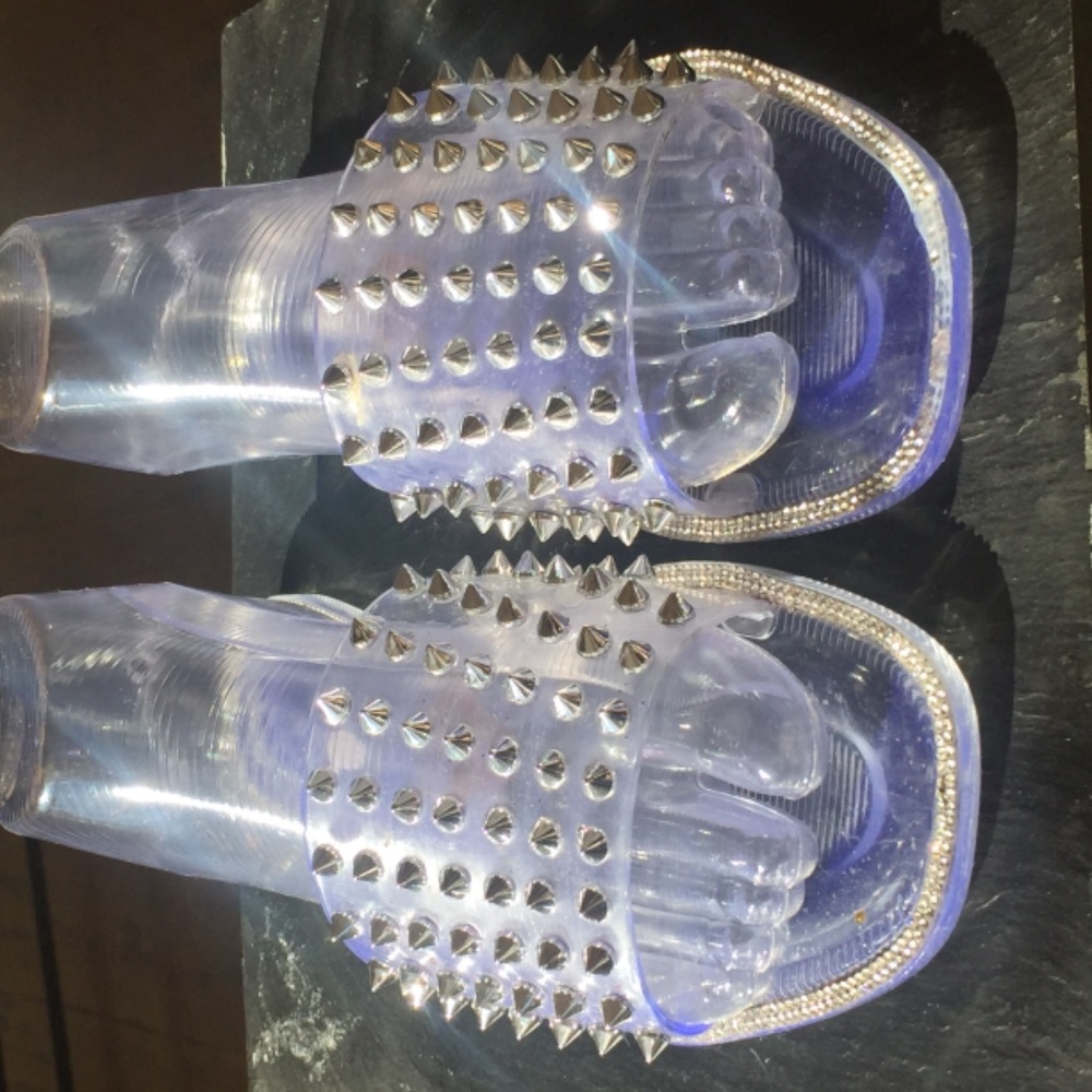 Clear Spiked jelly sandals - Picture 5 of 7